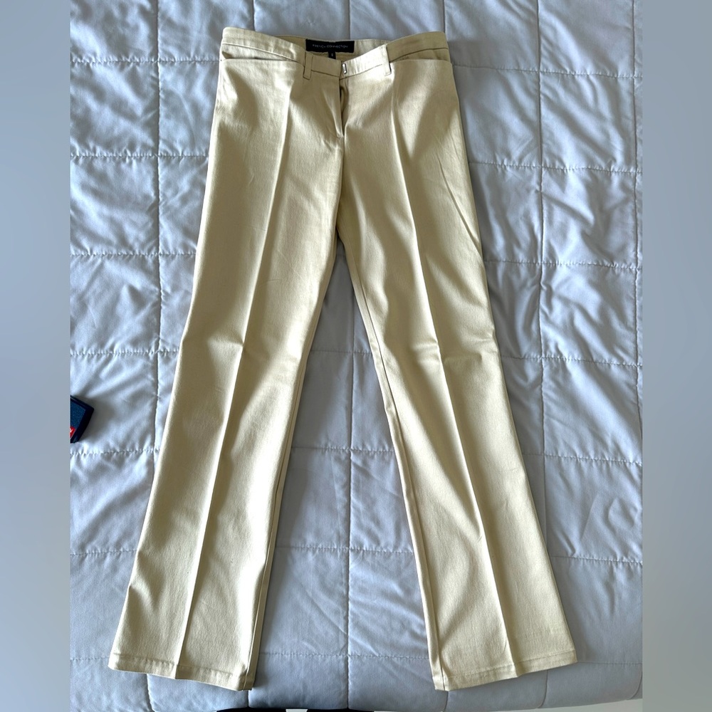 French Connection low waist straight slight flare pants cream ivory USA size 0